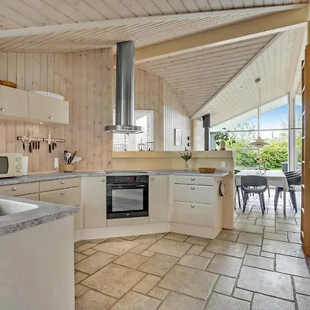 Lovely In With Kitchen Casa vacanze *
