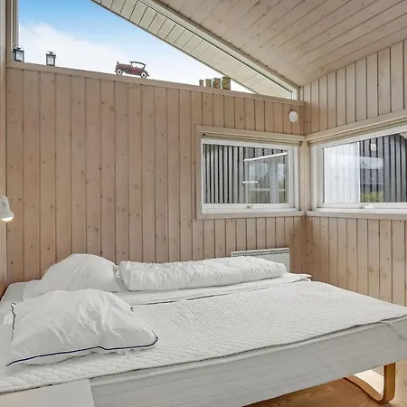 Casa vacanze Lovely In With Kitchen Hemmet